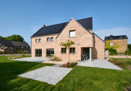 Harmonie entre 3 revêtements pour créer un extérieur élégant